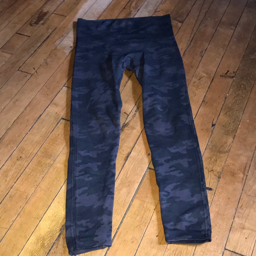 SPANX Navy Camo‎ High-Rise Leggings